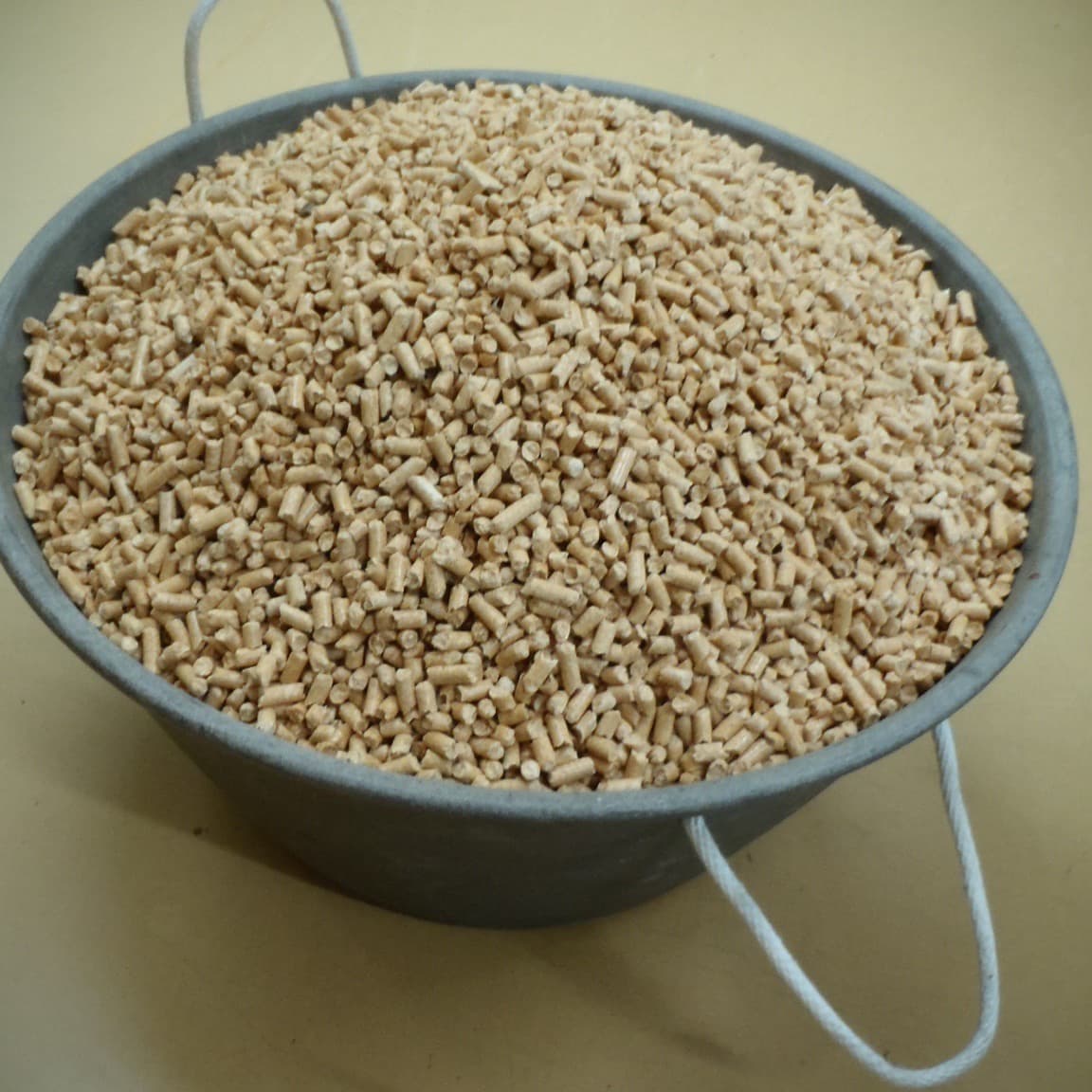 ホワイトペレット